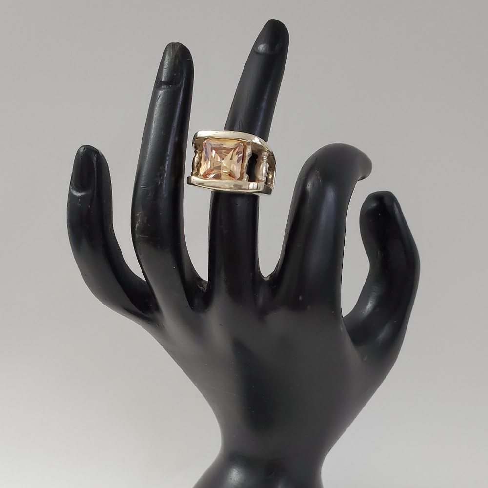 Sterling Silver 925 Morganite Ring - Picture 4 of 11